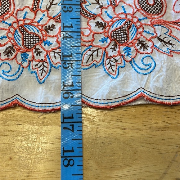 Embroidered Tank Top - Picture 14 of 14